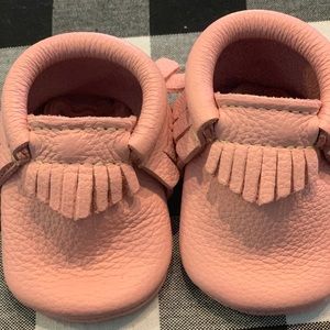 Pink Freshly Picked Moccasins Soft Sole Size 1